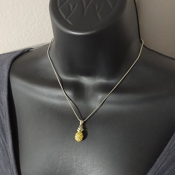 Cute 16 Inch Pineapple Pendant Necklace - Picture 1 of 11